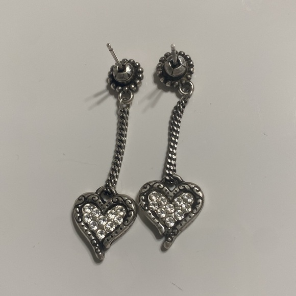 🤍 Brighton Love Struck Heart Earrings - Picture 3 of 6